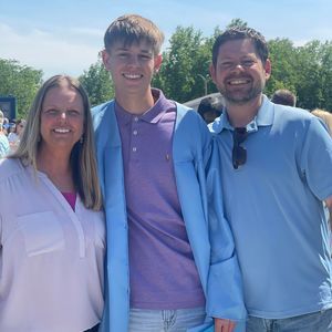 Meet your Posher, Holly